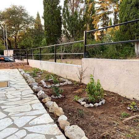 Apartament Ivy House Modern Life Near Corfu Town Kontokali Zewnętrze zdjęcie